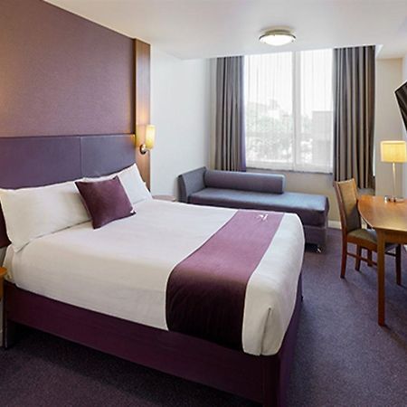 Premier Inn Cambridge Girton  Luaran gambar