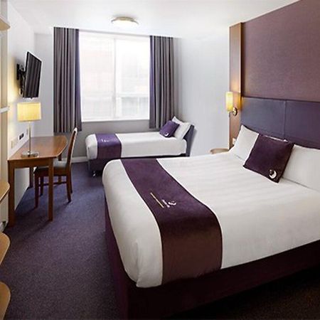 Premier Inn Cambridge Girton  Luaran gambar