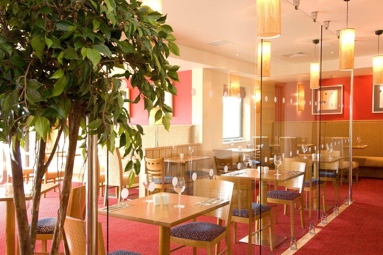 Premier Inn Cambridge Girton  Luaran gambar
