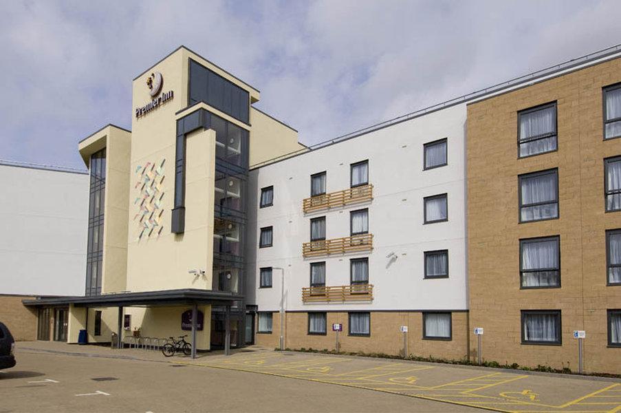 Premier Inn Cambridge Girton  Luaran gambar