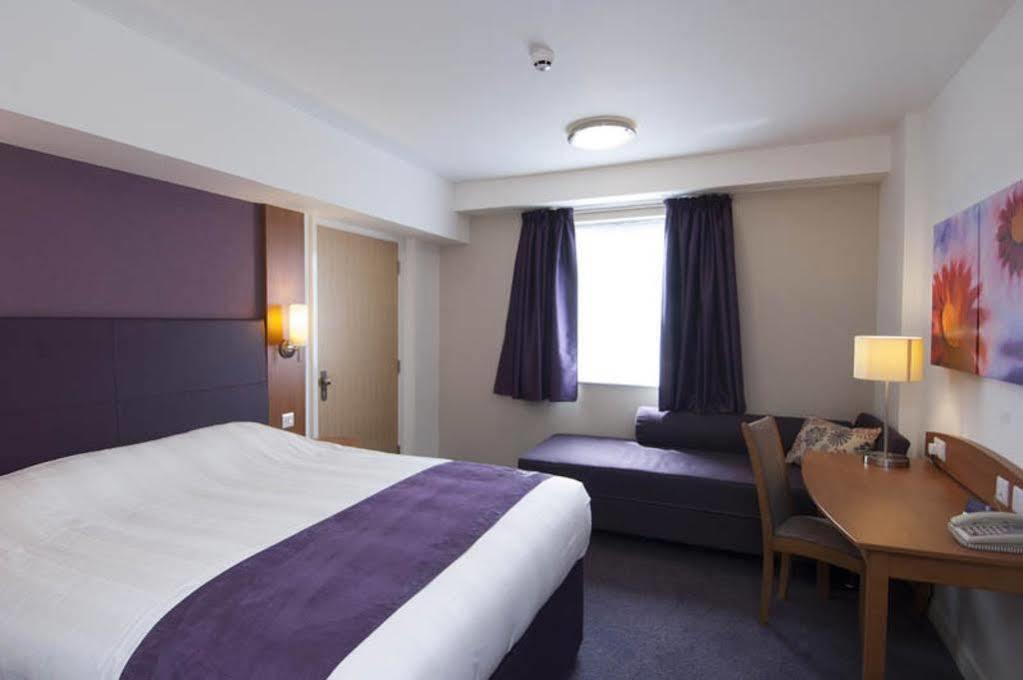 Premier Inn Cambridge Girton  Luaran gambar