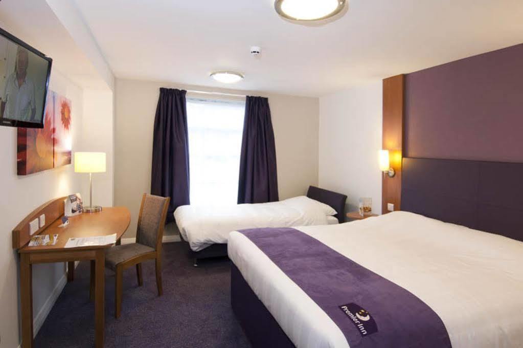 Premier Inn Cambridge Girton  Luaran gambar