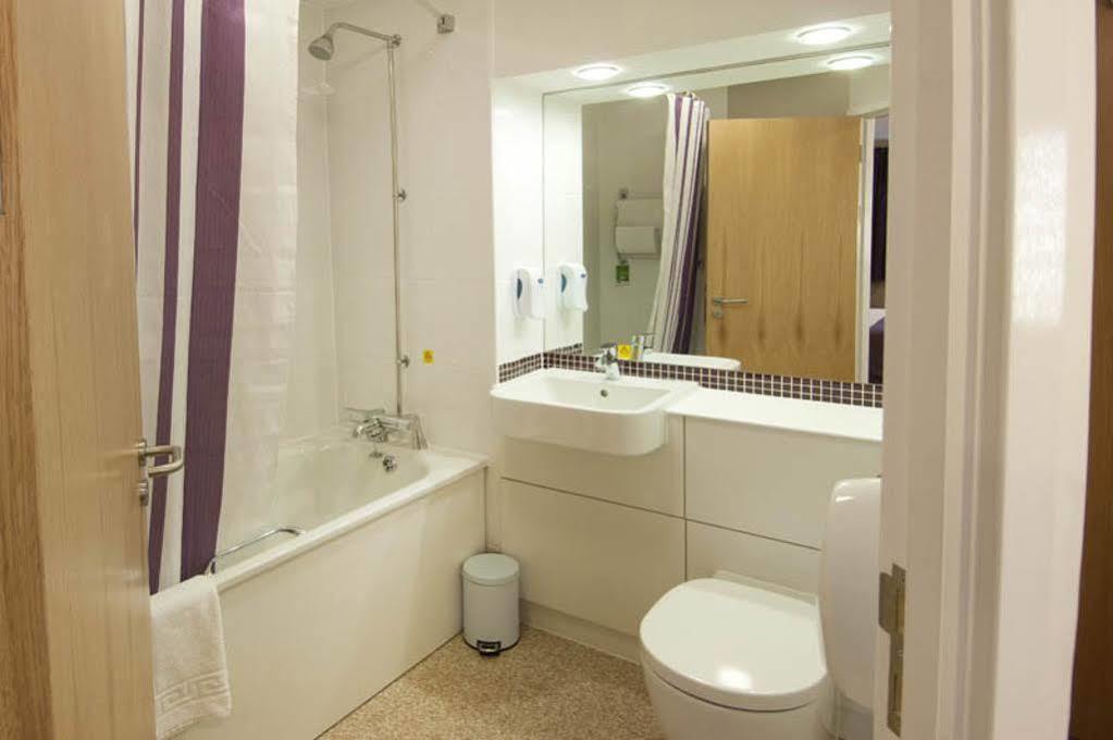 Premier Inn Cambridge Girton  Luaran gambar
