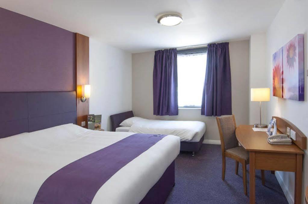 Premier Inn Cambridge Girton  Luaran gambar