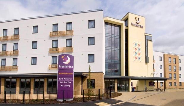 Premier Inn Cambridge Girton  Luaran gambar